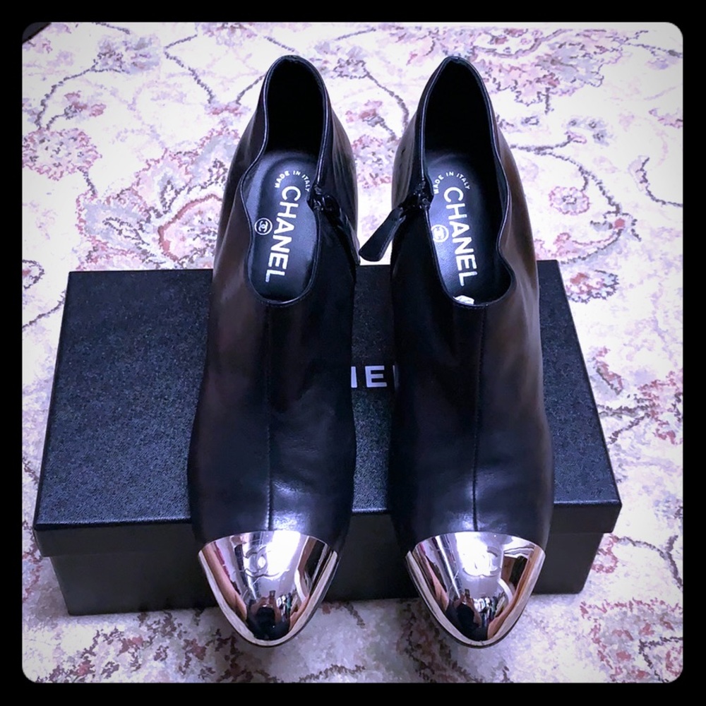 Chanel metal cap toe logo boots 👢